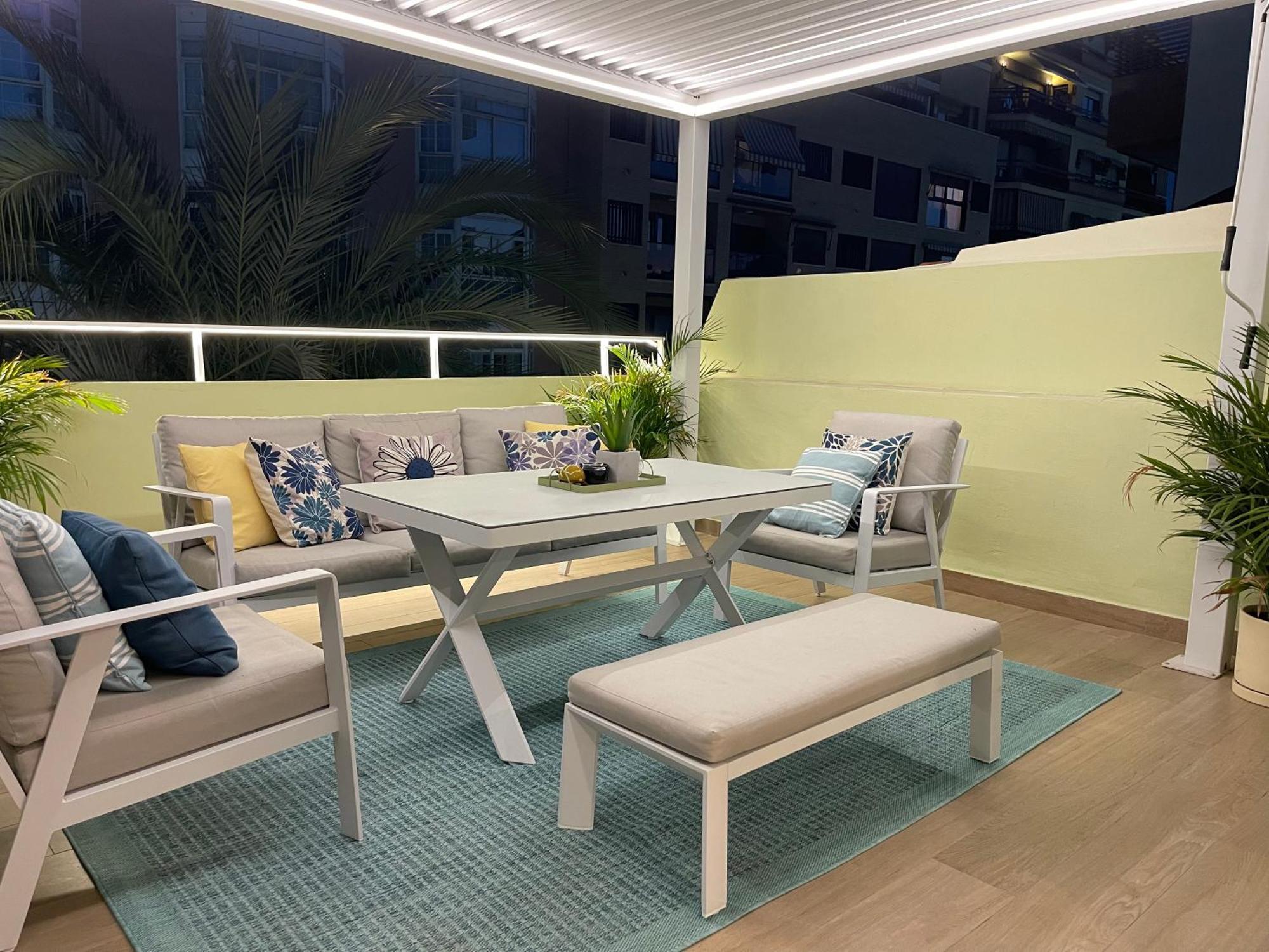 Gran Atico Con Terraza En El Centro De Аликанте Екстериор снимка