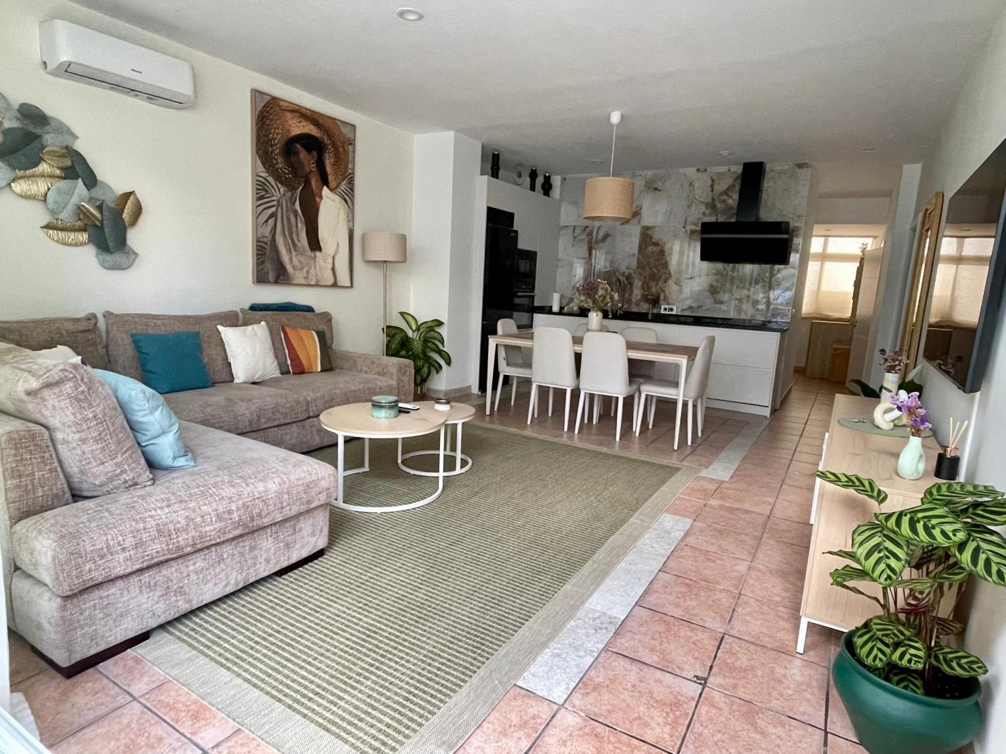 Gran Atico Con Terraza En El Centro De Аликанте Екстериор снимка
